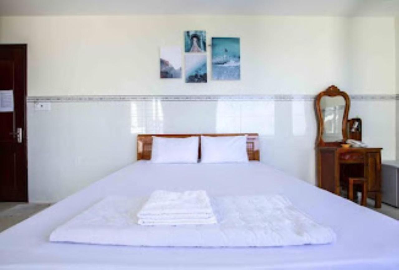 Hoang Phat Hotel 头顿 外观 照片